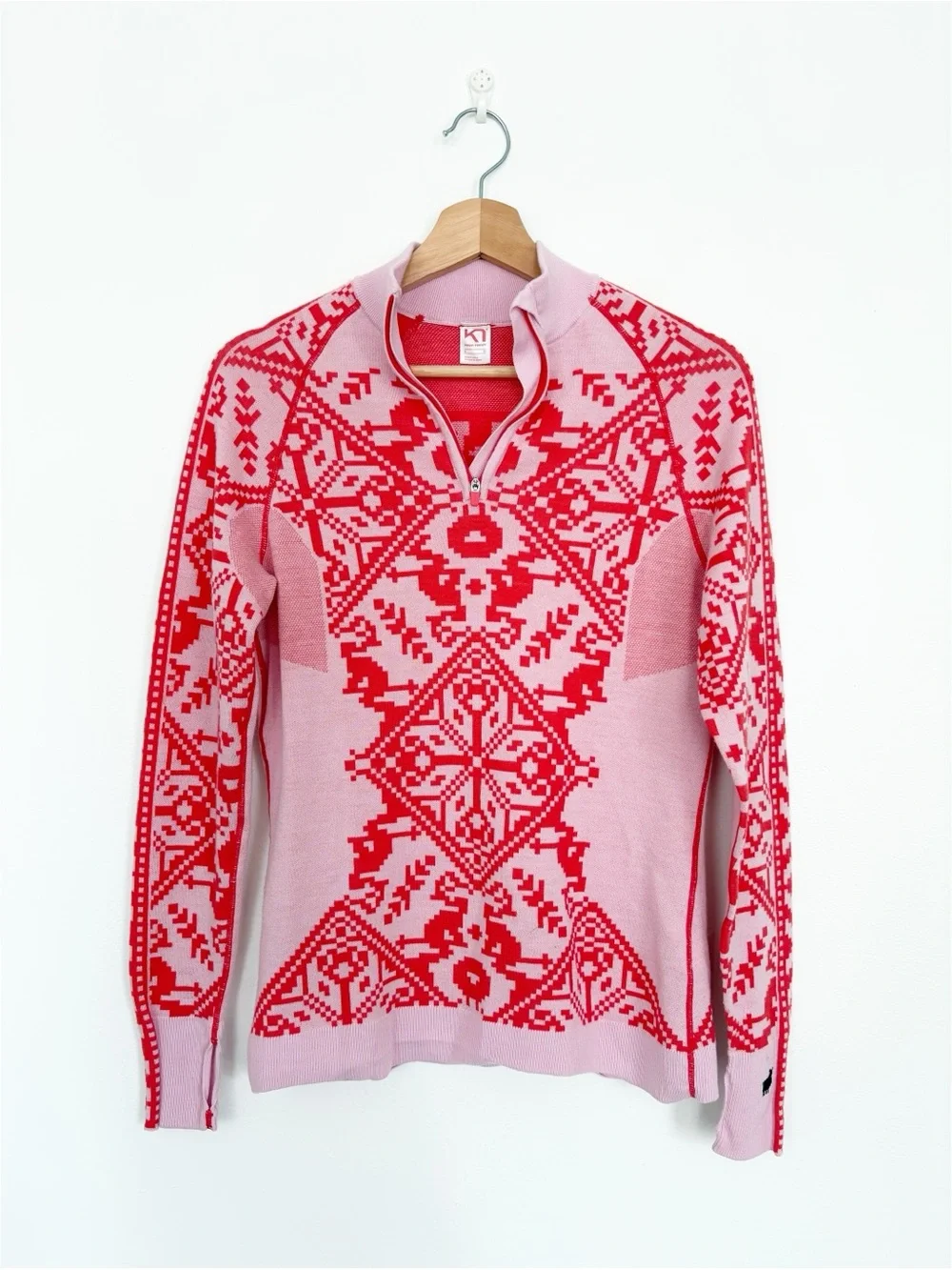 Kari Traa || Saga Half Zip Base Layer Wool Top in Heat Red Pink Large